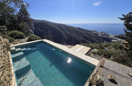 Polopos Casa | De la Luz Ecolodge by Tiny Away