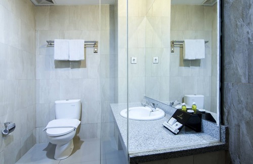 Yogyakarta Hotel | De Laxston Hotel Yogyakarta, Azana Hotels Collection