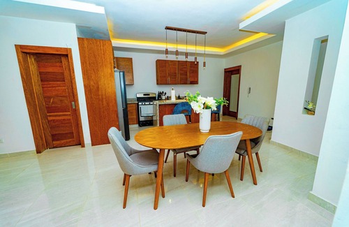 San Pedro de Macoris Apartamento | De lujo, amplio y central , 12 minutos de la playa juan dolió