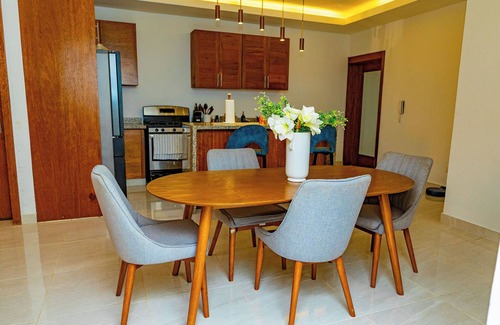 San Pedro de Macoris Apartamento | De lujo, amplio y central , 12 minutos de la playa juan dolió