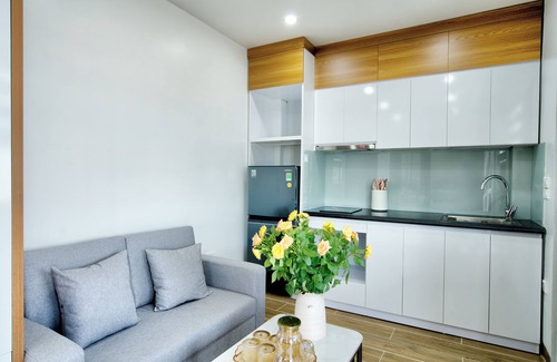 Tay Ho Apartamento | De Mei House