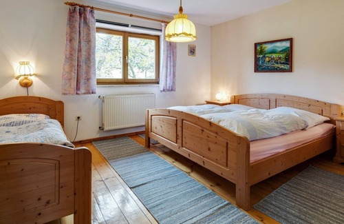 Neukirchen Beim Heiligen Blut Otro | Holiday apartment on a farm