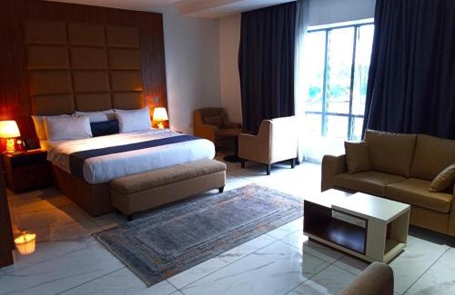 Port Harcourt Hotel | De Palms Hotel Port Harcourt