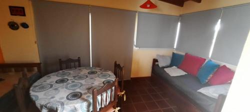 Villa Maria Casa | DE PASO PRIMO - con COCHERA sin techar con rejas