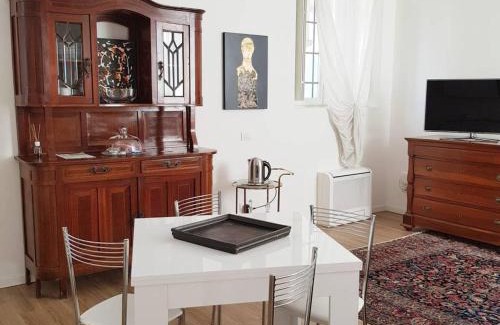 Busto Arsizio Apartamento | DE PIANTE GUEST
