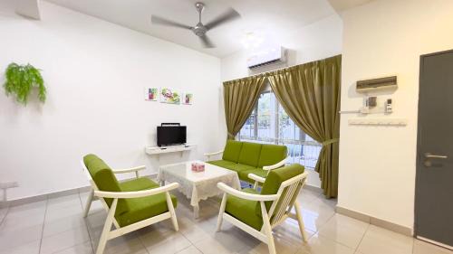 Sepang Casa | De Qasturee KLIA@Kota Warisan homestay nearest to airport