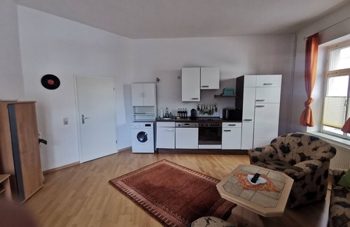 Naundorf Apartamento | Apartment with balcony, only 200 meters from the village square Altkötzschenbroda on the Elbe cycle path.