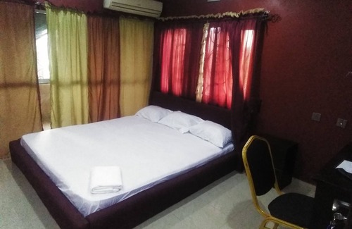 Badagry Hotel | De Villa Hotel and Suites