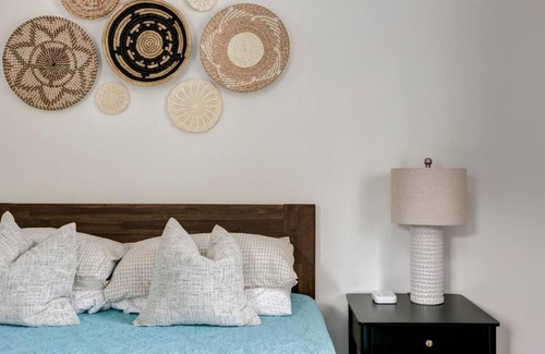 Winston - Salem Casa | Deacon Stays: The Polo - Walk to WFU