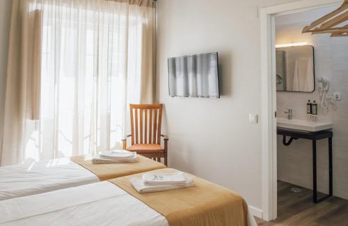 Se Cama Y Desayuno | Dear Faro - Guest House