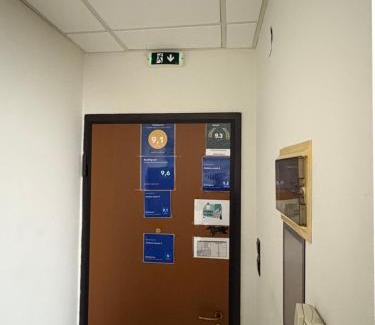 Vardaris Apartamento | Debbies rooms 8