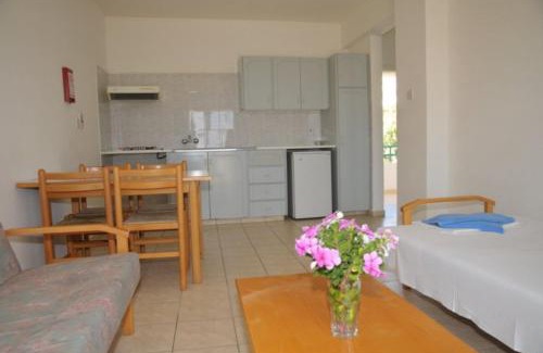Pernera Apartamento | DebbieXenia Hotel Apartments Annex