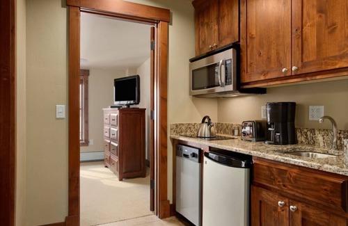 Breckenridge Complejo | Spring Break 2 BDRM Ski-In / Ski-Out Condo, Grand Lodge on Peak 7, Breckenridge CO