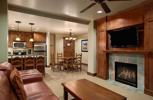 Breckenridge Complejo | Spring Break 2 BDRM Ski-In / Ski-Out Condo, Grand Lodge on Peak 7, Breckenridge CO