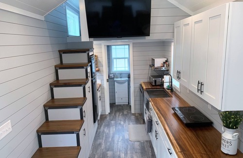 Flat Rock Casa | DEC-FEB MONTHLY 50% OFF Tiny House@Backyard 🍎Cottages