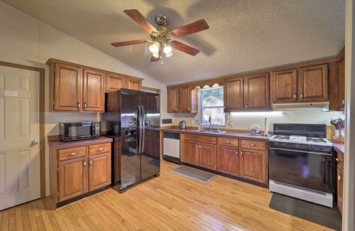 Spruce Pine Casa | Deck + 2 Fire Pits: Riverfront Spruce Pine Rental!
