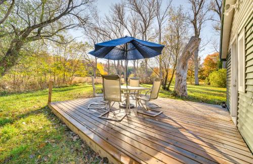 Elmira Casa | Deck and Fire Pit Peaceful Home in Elmira