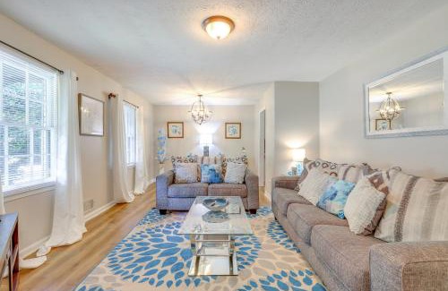 Stockbridge Casa | Deck and Game Room Family Home in Stockbridge!
