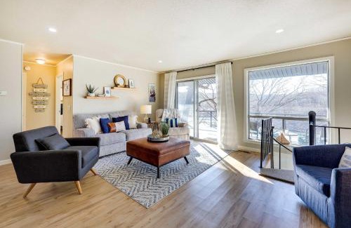 Jay Casa | Deck, Fire Pit and Grill Lakefront Oklahoma Abode