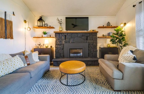Gouldsboro Casa | Deck, Fire Pit and Sauna Big Bass Lake Getaway!