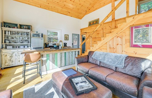Mountain City Cabina | Deck & Fire Pit: Mtn-View Cabin in Rabun Gap