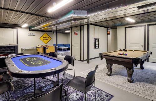 Albrightsville Casa | Deck, Game Room and Fire Pit Poconos Retreat