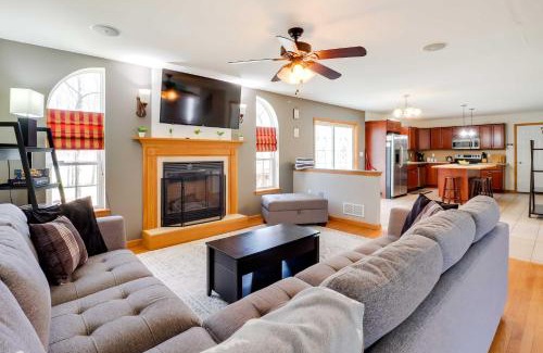 Albrightsville Casa | Deck, Game Room and Fire Pit Poconos Retreat