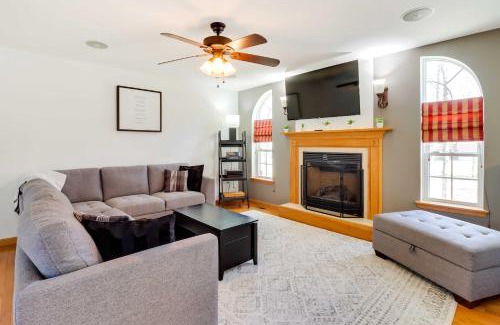 Albrightsville Casa | Deck, Game Room and Fire Pit Poconos Retreat