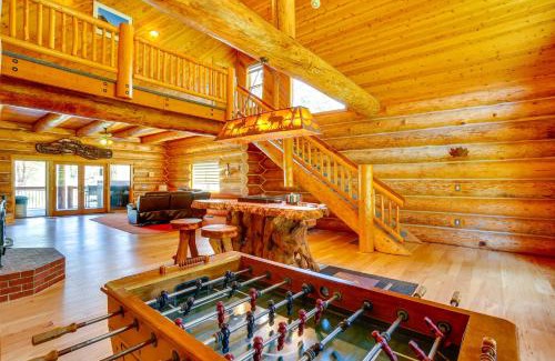 Junction City Casa | Deck, Grill and River Access California Escape!