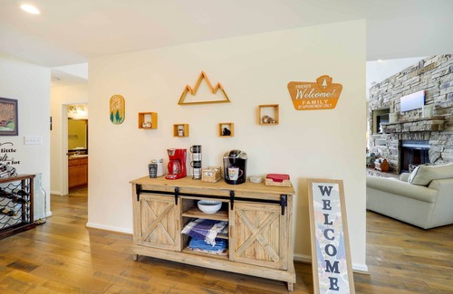 Sugar Mountain Casa | Deck, Grill & Fire Pit: Sugar Mountain Retreat!