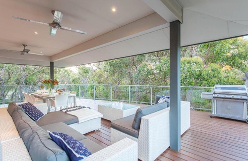 Eagle Bay Casa | Deck House I Private Properties