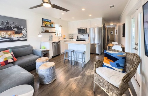 Inlet Beach Cabaña | 3BR Gem! Big Yard, Deck, Screen Porch & More