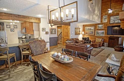 Steamboat Springs Casa | Deck with Views, Gas Grill, Renovated Luxurious Townhome on Burgess Creek