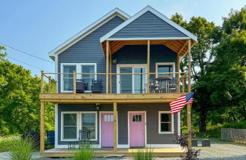East Boothbay Casa | Deck with Water Views Quiet East Boothbay Retreat!