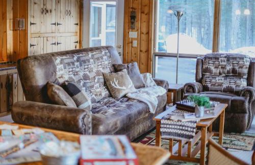 Woodruff Casa | Decompression Zone - Little Spider Lake
