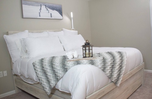 Cabot Apartamento | Deep Cleaned Luxury Double King Home Super Sterile