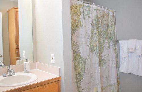 Cabot Apartamento | Deep Cleaned Luxury Double King Home Super Sterile
