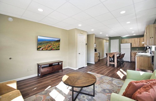 Deep Gap Apartamento | Deep Gap private apartment - close to Boone, App State and ski resorts.