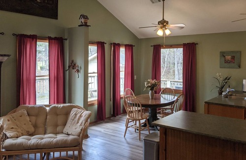 Eatonton Cabina | Quiet Cove, Deep Water Cove, WI-FI, de fácil acceso, excelente para nadar y pescar.