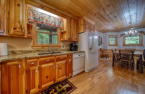 Blairsville Casa | Deer Ridge - Fireplace & Hot Tub