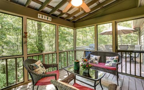 Big Canoe Casa | Deer View Retreat - Ramp to Home Wood-Burning Fireplace Netflix Ping Pong