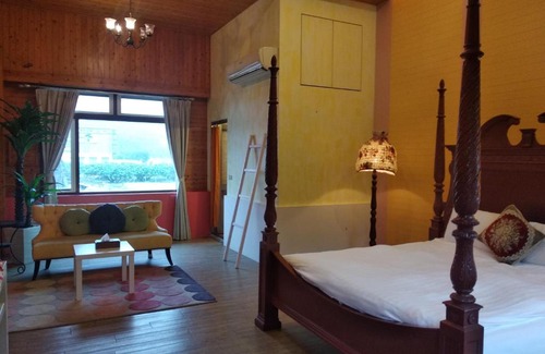 Dongshan Casa | DeerStar HomeStay B&B