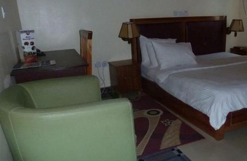 Asaba Cabina | Definite Destiny Hotel - Standard