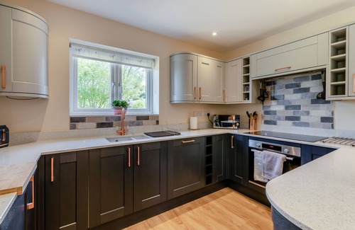Honiton Casa | Defoe's View - Cuatro Habitaciones Casa, Capacidad 8