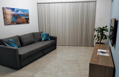 Naxxar Apartamento | Deggies Apartments - spacious, modern apartment!