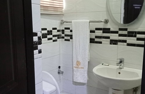 Gwarinpa Estate Hotel | Degok Hotel