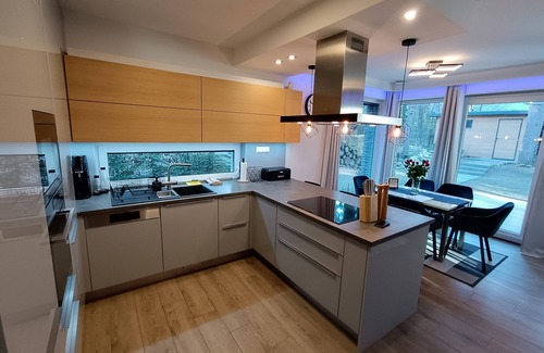 Tata Casa | Dein Ruhiges Traumhaus in Tata, in See- und Golfplatznähe für max 8 Gäste
