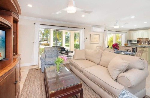Rum Point Casa | Deja Blu IH #4 by Grand Cayman Villas & Condos