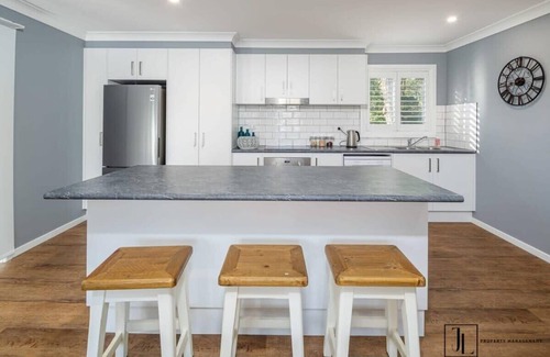 Tomakin Casa | Deja Blue - Complete River Front