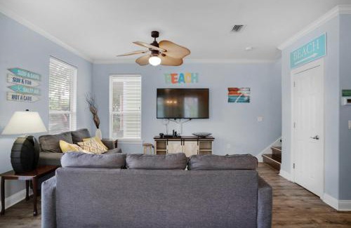 Villages of Crystal Beach Casa | Deja blue Pool front Pet friendly